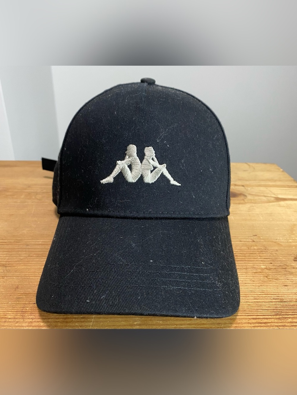 Kappa Omini Logo Embroidered Baseball Cap Black Adjustable Strapback Hat